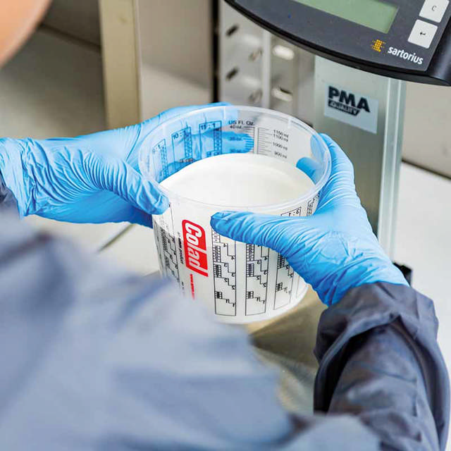 Computer Scale Table for mixing paint