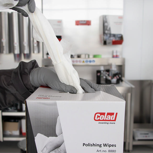 Polishing Wipes