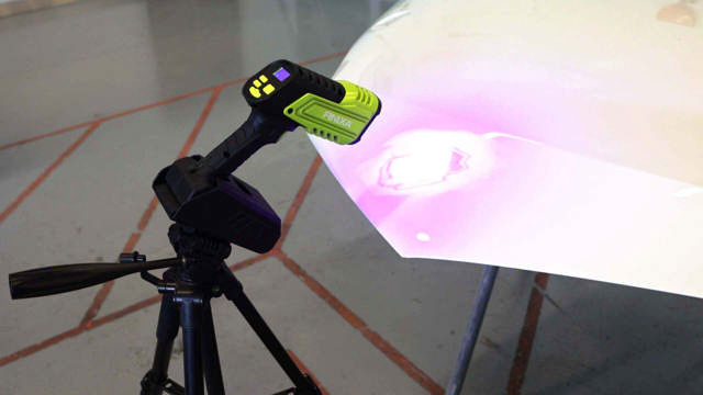 UVL 01 - Tripod for UV curing lamp