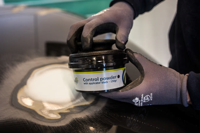 CPS 160 - Control powder with applicator black - 150gr